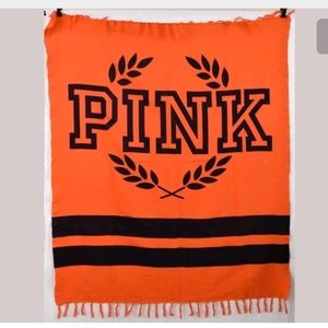 VS PINK Boyfriend Blanket